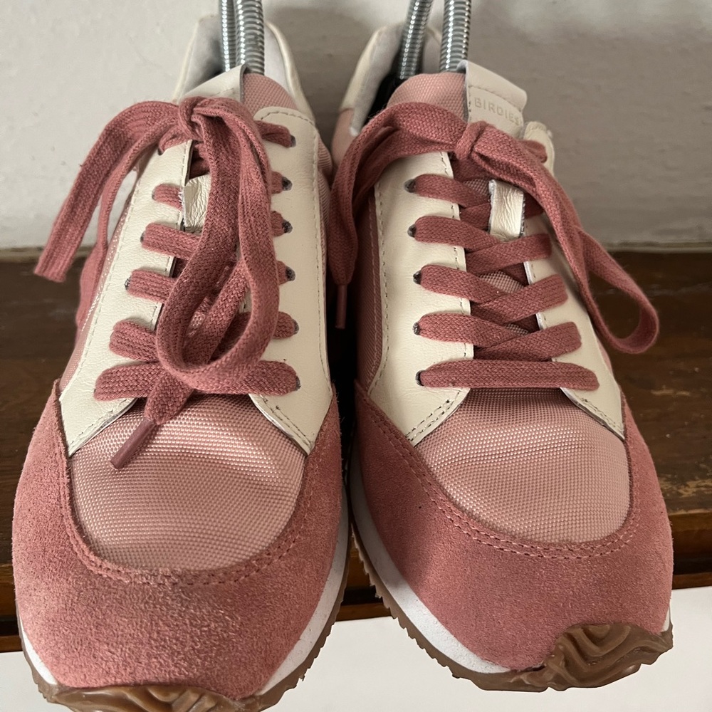 BIRDIES Women's Roadrunners in Rosette Pink and White Sneakers Size 7.5 - Picture 3 of 11